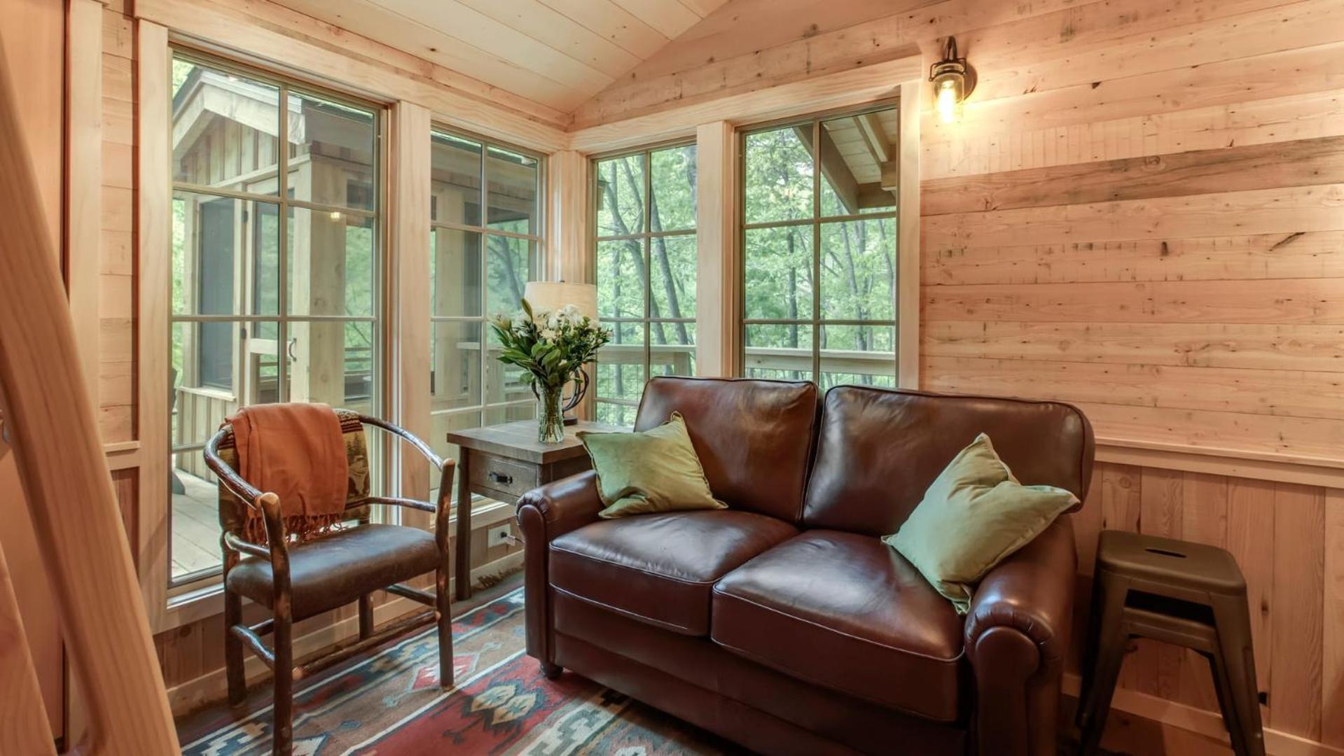 개틀린버그 The Dogwood In Treehouse Grove At Norton Creek 빌라 외부 사진